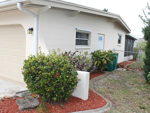 3rd image of 260 Juniper Ave