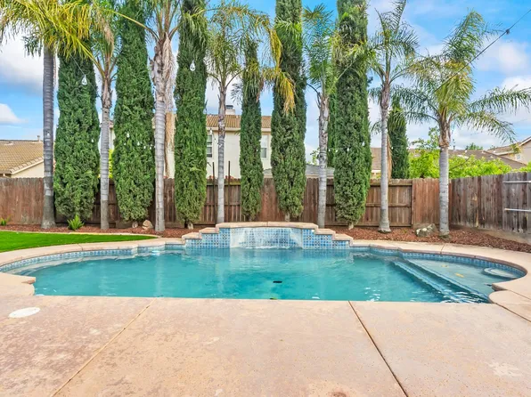 9656 Holly Glen Way, Elk Grove, CA 95757