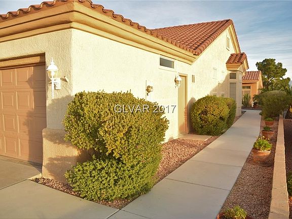 4th image of 10204 Crescent Creek Dr