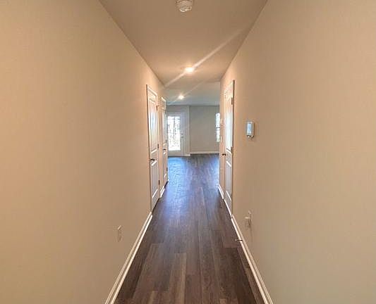 3rd image of 644 Golden Resin Rd