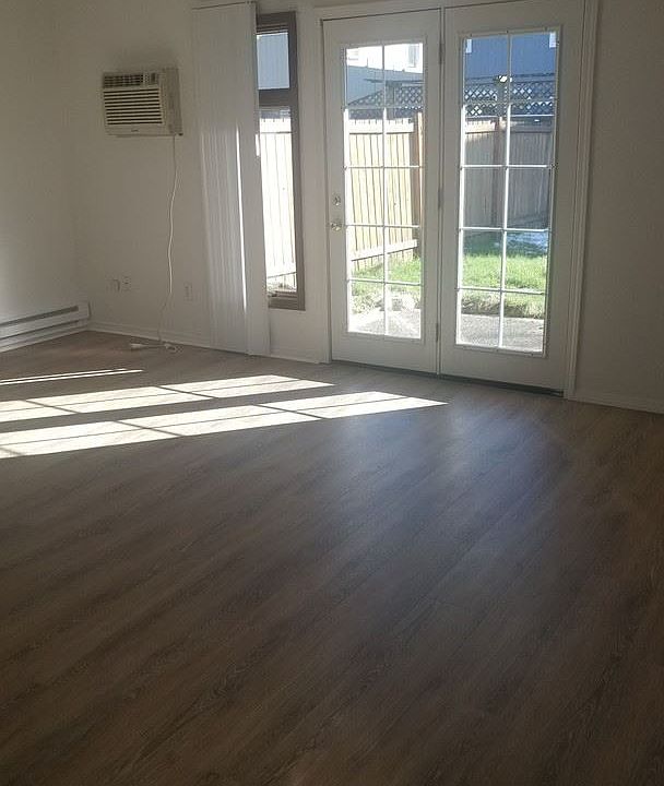 1st image of 1410 Alanna Dr SE APT 08B