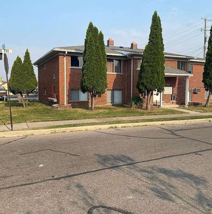 1st image of 806 Ford Ave APT 5