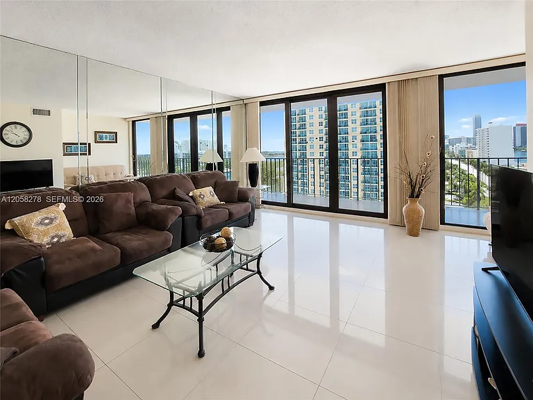 2401 S Ocean Dr #1007 — Photo 2