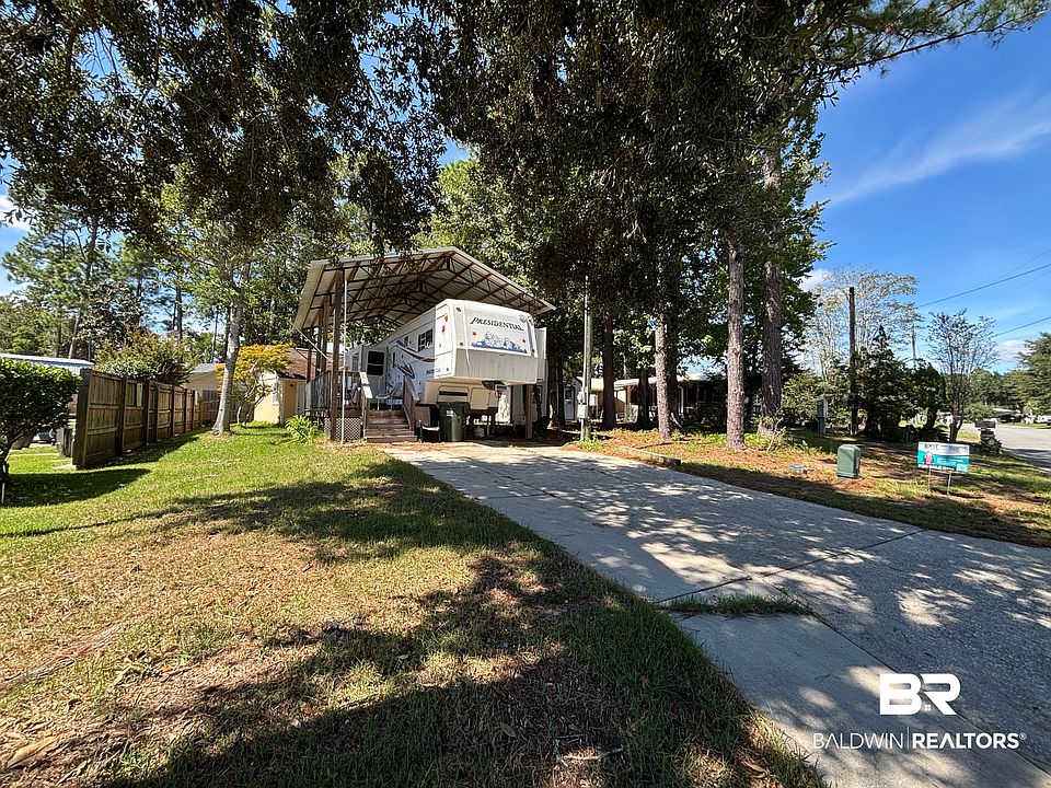 2nd image of 110 Horn Dr