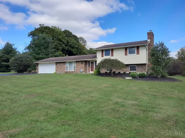 10614 Mad River Rd, New Vienna, OH 45159