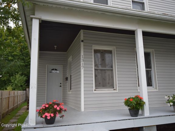 3rd image of 1317 Washburn St #1319
