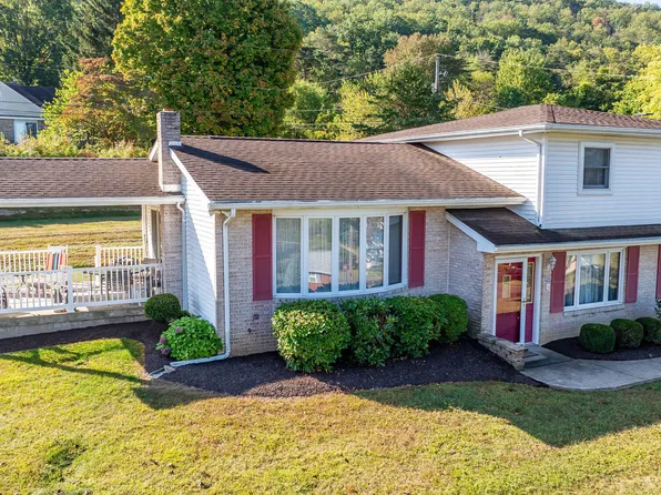 151 Birchwyn Dr, Elysburg, PA 17824