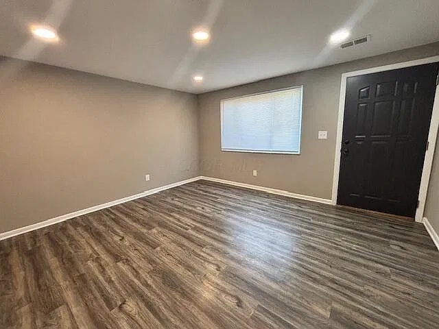 3 bed, 1.5 bath, 1152 sqft, $1,250 — Photo 3