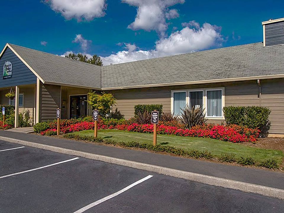 Welcome Home to Pioneer Ridge Apartments!