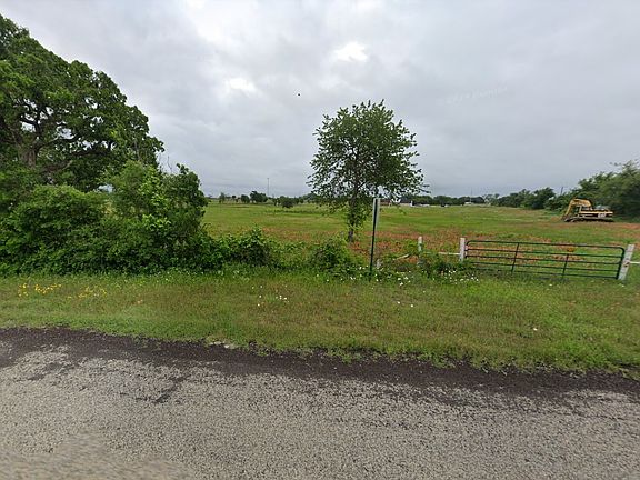 2nd image of 7019 Friendship Rd