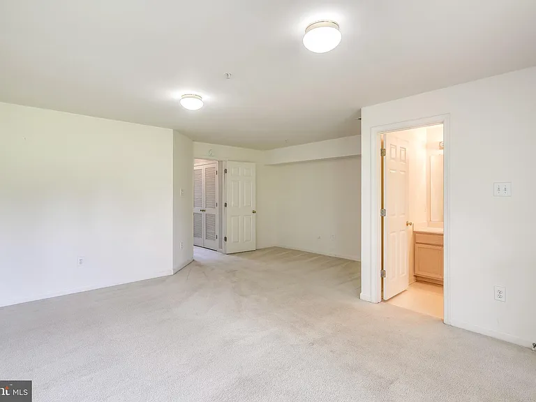 2702 Snowmill Ct — Photo 8