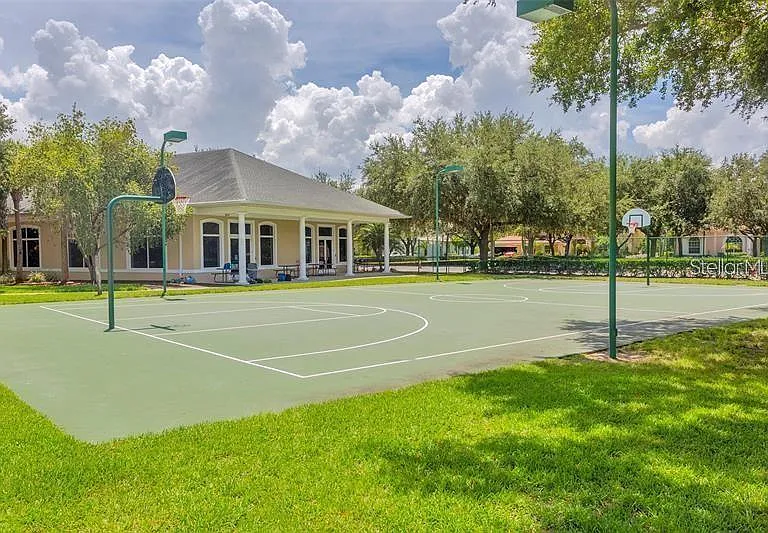18157 Paradise Point Dr — Photo 42