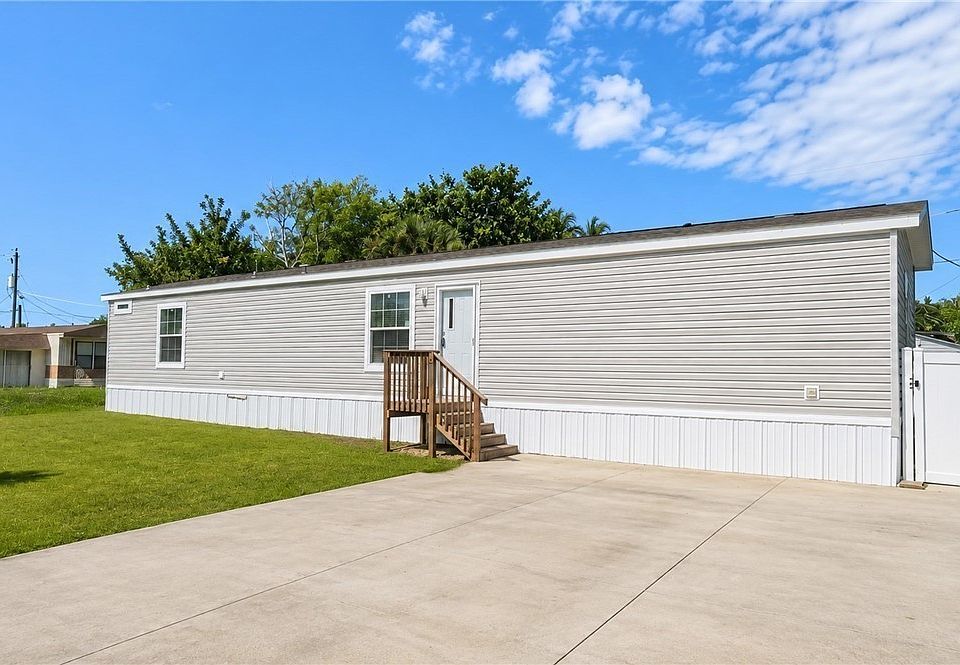 1st image of 21190 Cypress Park Cir