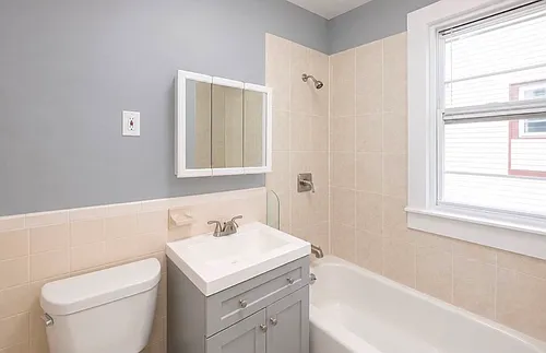 20-22 Ellis Ave #5 Photo 1