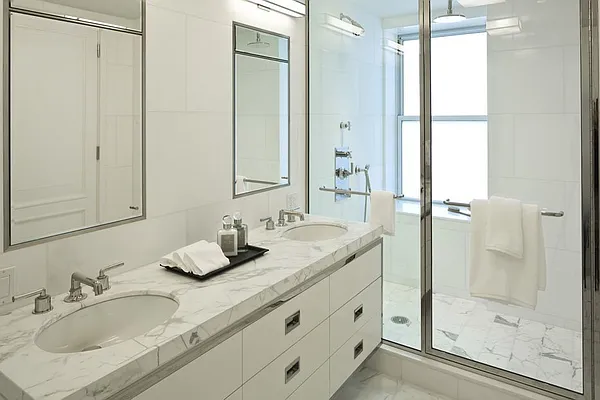 Sold by Stribling | media 5