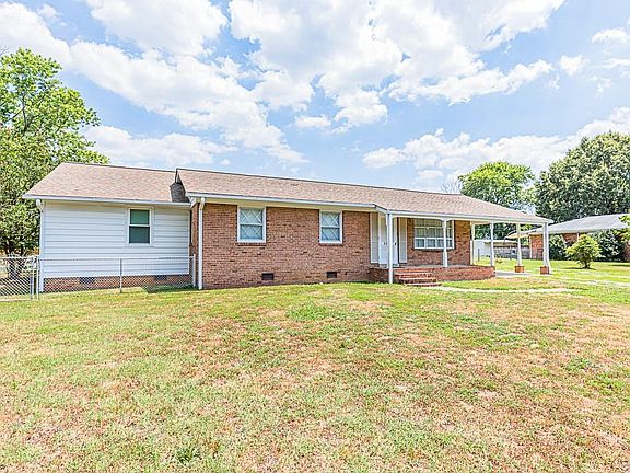 5th image of 8036 Vaughan Dr