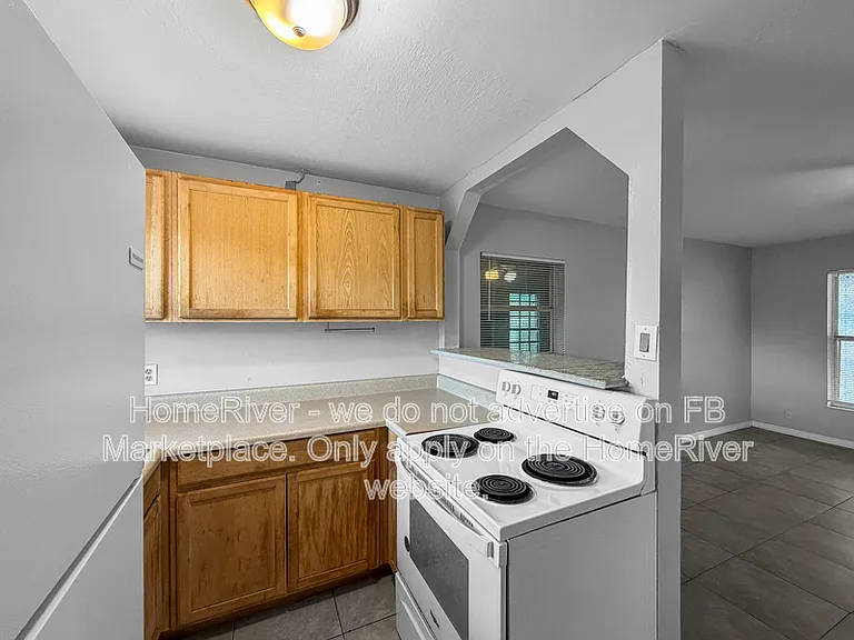 200 Fanfair Ave — Photo 10