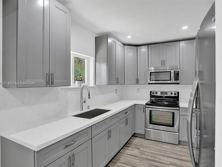 236 NW 42nd St — Photo 17