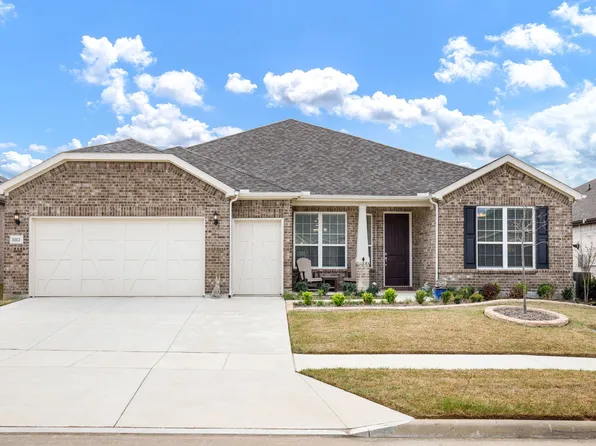 1112 Cornerstone Dr, Aubrey, TX 76227