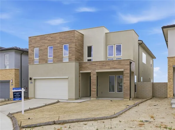 27546 Juniper Ln, Valencia, CA 91381