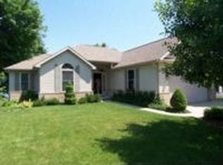 4270 Dawn Dr, Hillsdale, MI 49242