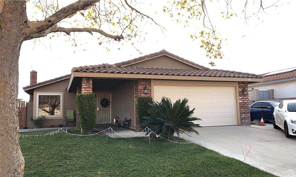 1st image of 2575 Periwinkle Dr