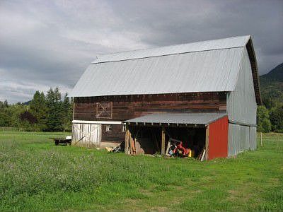 Hip Barn