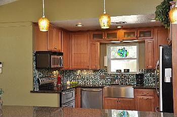 4th image of 2106 Hidden Creek Dr