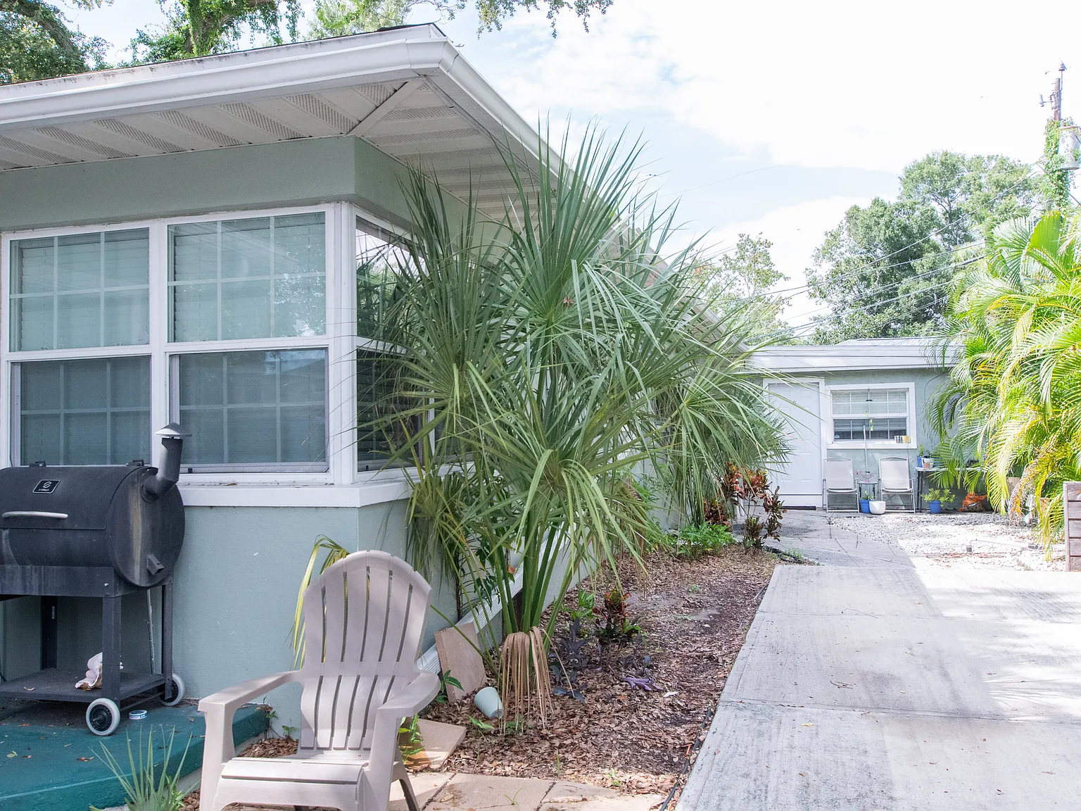 1414 San Juan Court - B — Photo 2