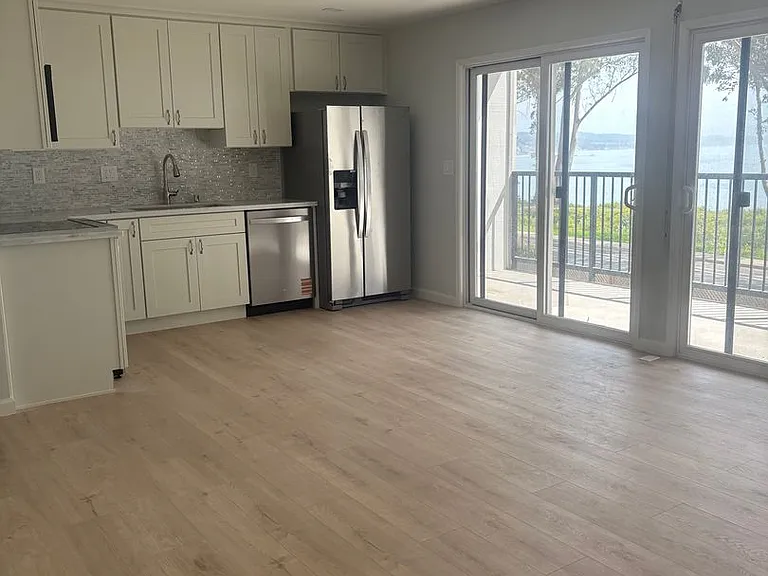 815 Balboa Ave #207 — Photo 4