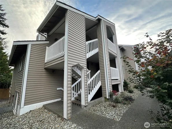 1410 W Casino Road #26, Everett, WA 98204