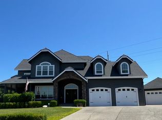 3351 Bennett Ln, Grants Pass, OR 97527