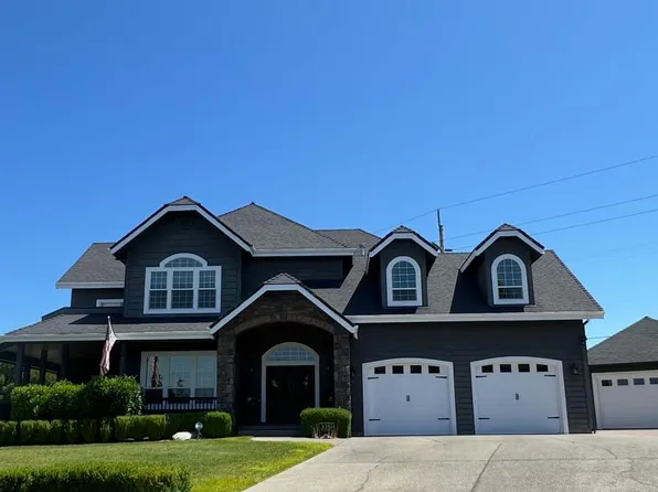 3351 Bennett Ln, Grants Pass, OR 97527