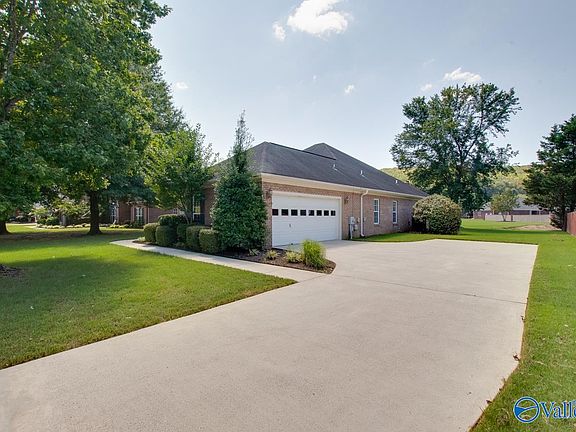 4th image of 2822 Winterberry Way SE