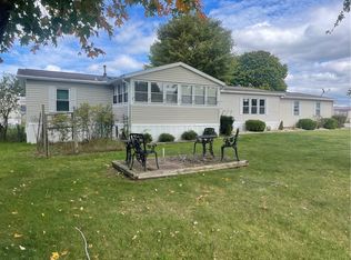 160 Amber Ln, Somerset, PA 15501