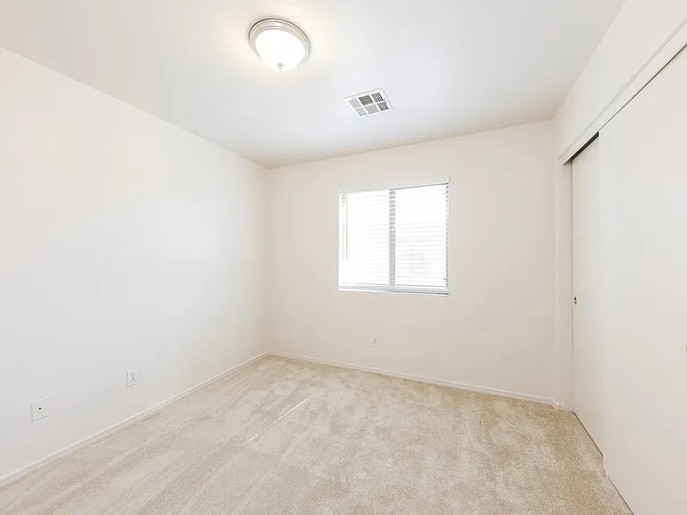 15019 W Port Au Prince Ln — Photo 14
