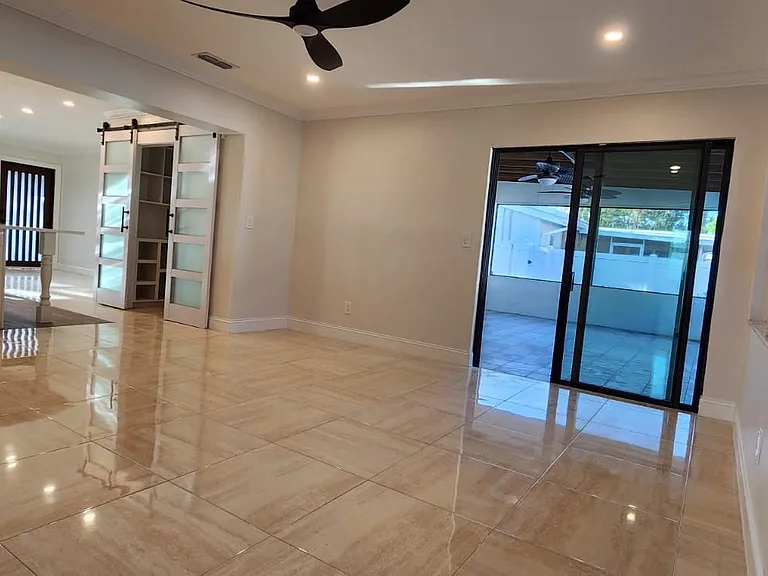 4590 Carson St NE — Photo 6
