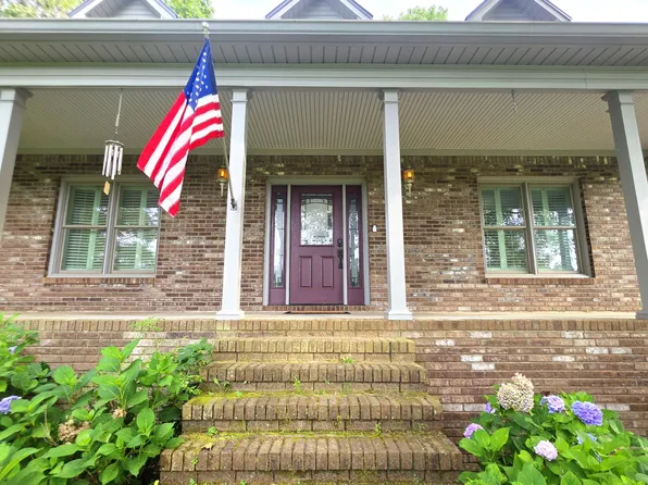 2500 Sprayberry Rd, Pell City, AL 35125