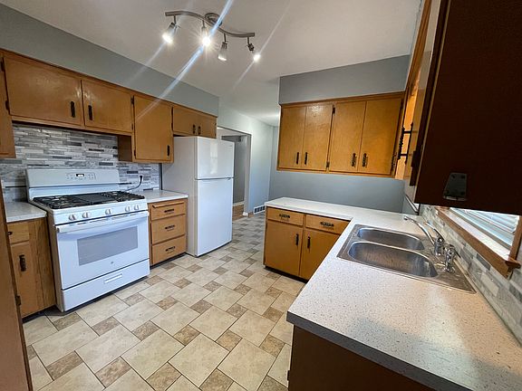4th image of 2646 Kraft Ave SE