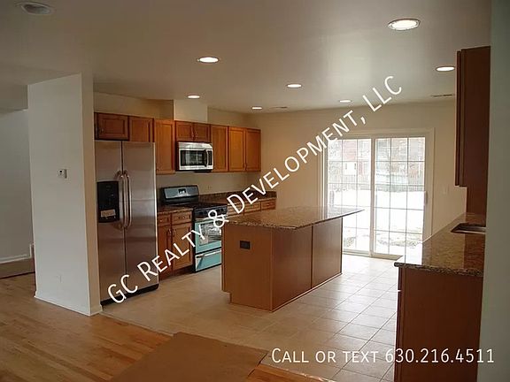 2nd image of 1065 Basswood St