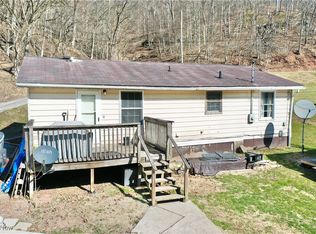 2507 Barnes Run Rd, Mount Zion, WV 26151