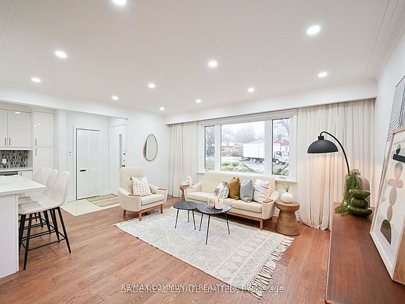 3rd image of 15 Saunders Rd