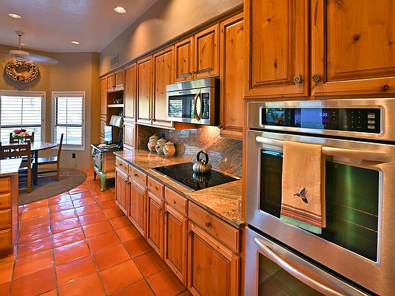 4th image of 10918 N Guava Dr