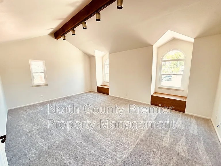 7067 Llama St — Photo 35