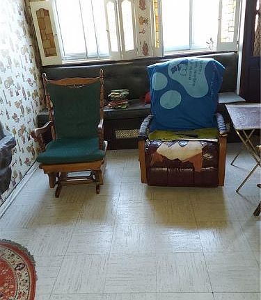 4th image of 102 Coolidge St