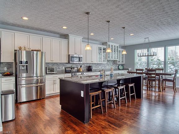 5th image of 515 Arboretum Dr