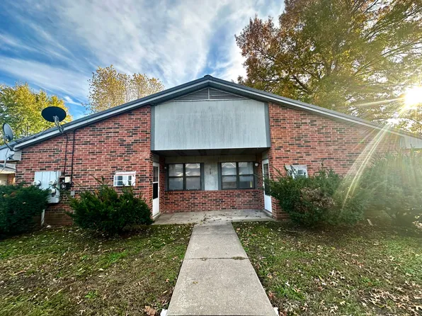 American Tiger - Otterville Estates, 403 N Locust St #2, Otterville, MO 65348