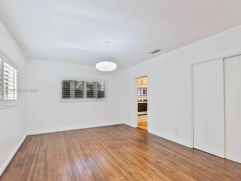 680 NE 57th St — Photo 20