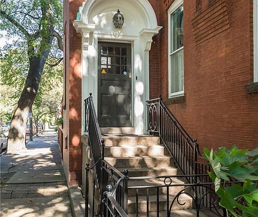 4th image of 2422 Grove Ave