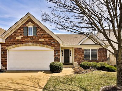 180 Lindbergh Place Dr, Saint Louis, MO, 63146
